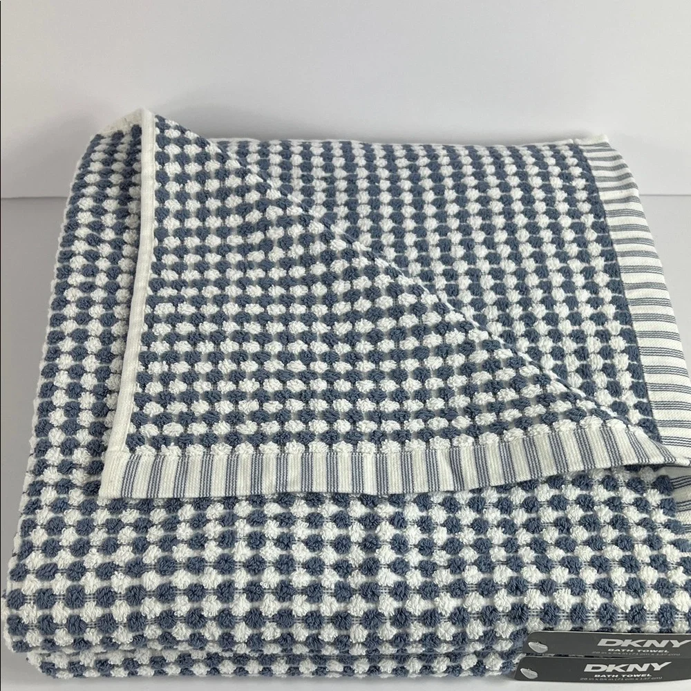 DKNY Bath Towels Blue & White Gingham Check Dots 100% Cotton Set of 2 NEW